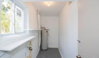 881 Asbury Rd, Anderson Twp., OH 45255