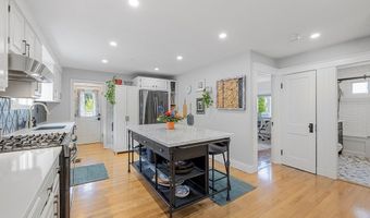 94 Rawson Rd 94, Arlington, MA 02474