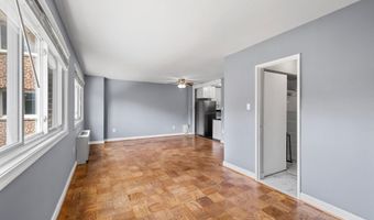 1830 COLUMBIA Pike 216, Arlington, VA 22204