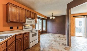 6038 Falcon Ridge Trl, Apple Valley, MN 55124