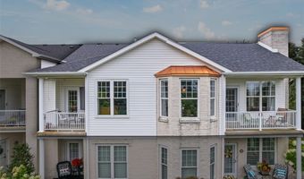 226 Adams Pointe Blvd 1, Adams Twp., PA 16046