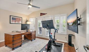 321 5TH St, Atlantic Beach, FL 32233