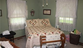 612 N 4th St, Arma, KS 66712