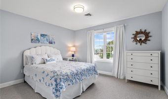 314 Chases Ln C, Middletown, RI 02842