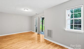 637 Mountainwater Dr, Charlotte, NC 28262