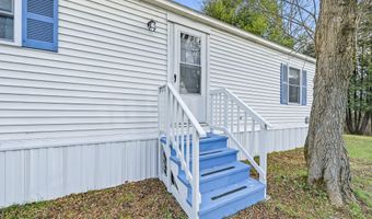 32 Sparrow Dr, Augusta, ME 04330