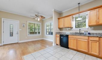 241 Bismark St, Bay St. Louis, MS 39520