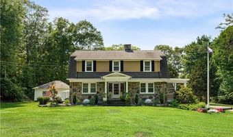 121 Commonwealth Ave, Warwick, RI 02886