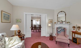 19 Church St, Alton, NH 03809