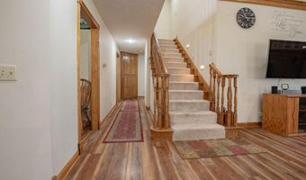 4181 N Farm Road 35, Ash Grove, MO 65604