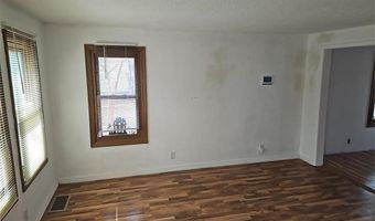 729 Brisbin St, Anoka, MN 55303
