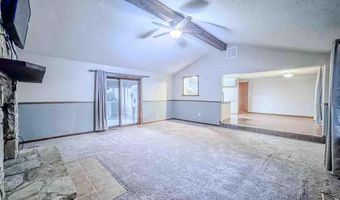 1727 N 10th St, Arkansas City, KS 67005