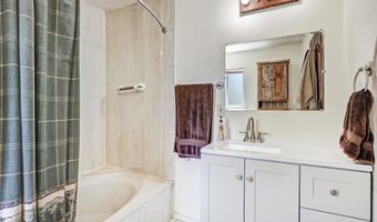 12 Green Valley Ln, Belen, NM 87002