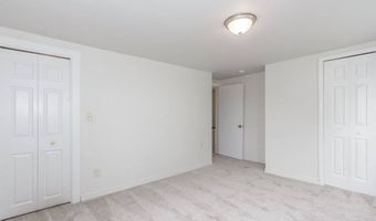 10 Elm Ct, Andover, MA 01810