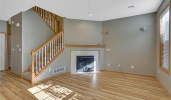 15344 Founders Ln 204, Apple Valley, MN 55124