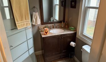 1638 Jersey St, Alton, IL 62002