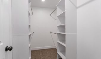 215 W Cofield St, Aurora, MO 65605