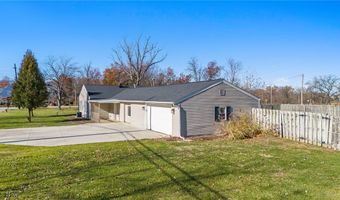 1301 N Main St, Amherst, OH 44001