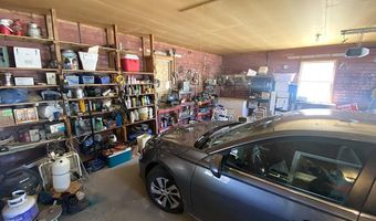 220 N 9th St, Challis, ID 83226