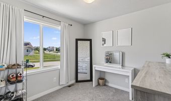 2624 21st St SW, Altoona, IA 50009