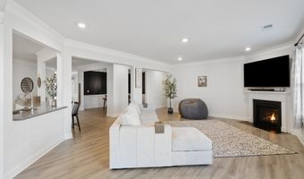 6015 Thicket Ln, Boiling Springs, SC 29316
