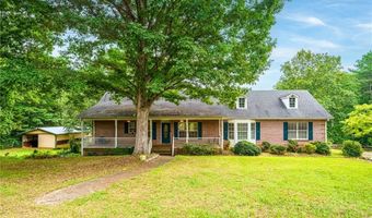25 Loon Ln, Ball Ground, GA 30107