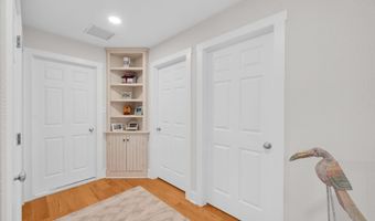 40 Karge St, Bay Head, NJ 08742