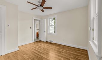 539 Old Town Rd, Bridgeport, CT 06606