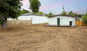 8210 Orchard Ave, La Mesa, CA 91942