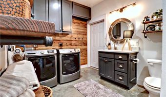 13330 S Hendrix Rd, Bentonville, AR 72713