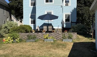 104 7th St, Bangor, ME 04401
