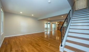 693 Woodrun Ct, Ballwin, MO 63021