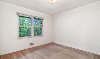 121 John Christopher Dr, Alpharetta, GA 30009