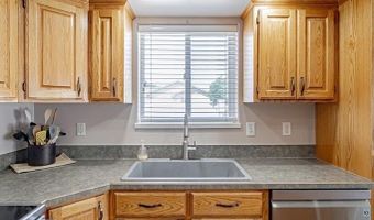 1459 S Windsor Dr, Ammon, ID 83406