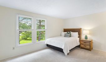 11230 WESTPORT Dr, Bowie, MD 20720
