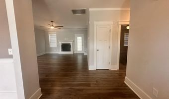 201 Thistleberry Dr, Aberdeen, NC 28315