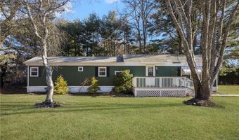12 Valiant Dr, Coventry, RI 02816