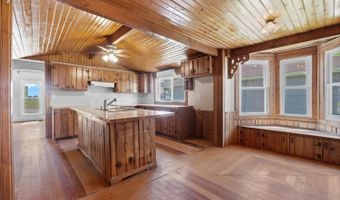 30 Seneca St, Attica, OH 44807