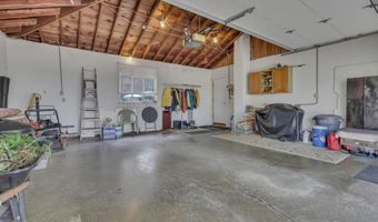 13450 Commercial Point Rd, Ashville, OH 43103