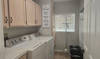 846 Indian Head Dr, Bullhead City, AZ 86429
