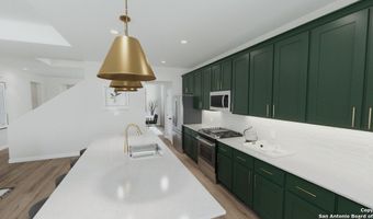 107 Peeps Ct, Adkins, TX 78101