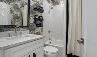 600 Beyer Dr, Bay St. Louis, MS 39520