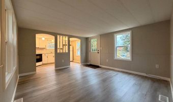 48 Bushey St, Ashland, ME 04732