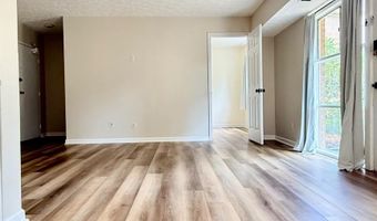 4903 AMERICANA Dr T7, Annandale, VA 22003