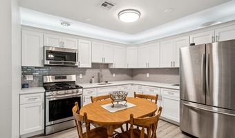 21 Robin St B, Manchester, NJ 08759
