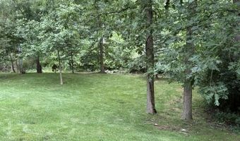 1964 Boulder Dr, Ann Arbor, MI 48104