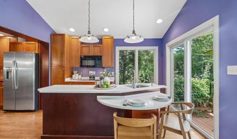 5719 NEWINGTON Rd, Bethesda, MD 20816
