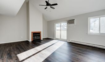 136 Pembroke Rd 9-78, Danbury, CT 06811