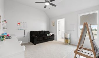 14616 Aspen Cir, Basehor, KS 66007