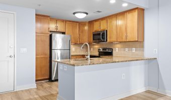888 N QUINCY St 1411, Arlington, VA 22203